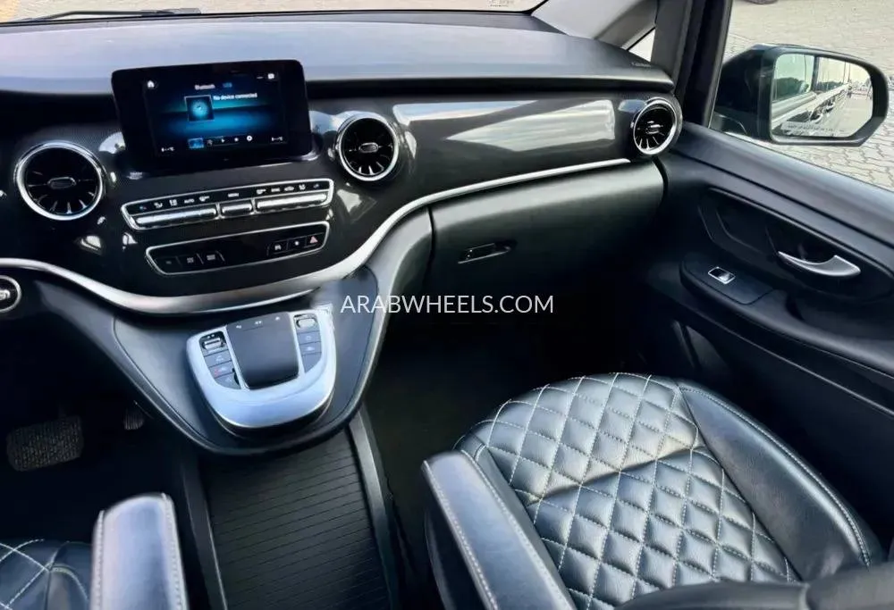 Mercedes Benz V Class 2023 for Sale in Sharjah Image-13