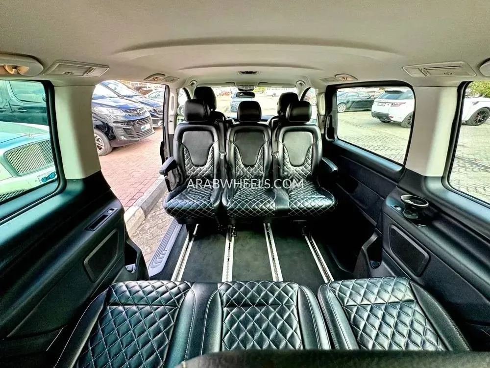 Mercedes Benz V Class 2023 for Sale in Sharjah Image-14