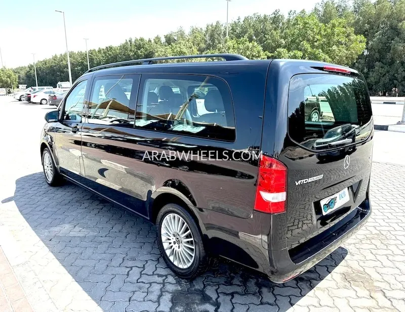 مرسيدس بنز فيتو 2021 for Sale in الشارقة Image-10