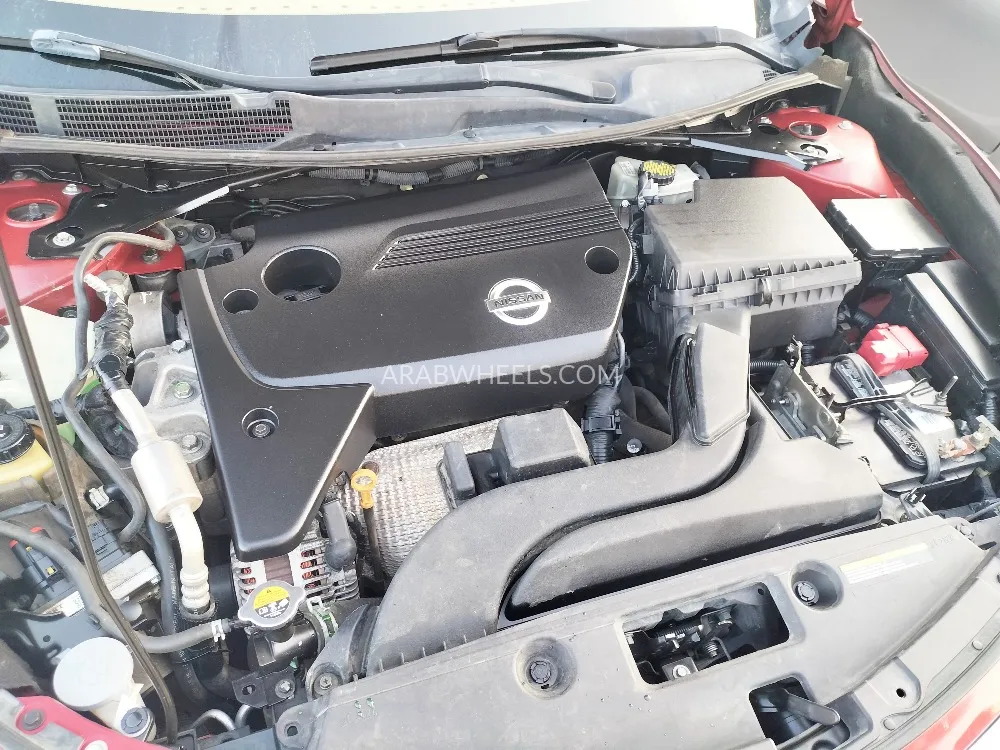 Nissan Altima 2015 for Sale in Al Ain Image-2