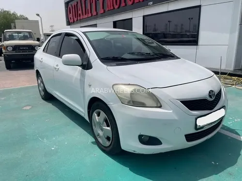 Toyota Yaris 1.3L Hatchback 2012