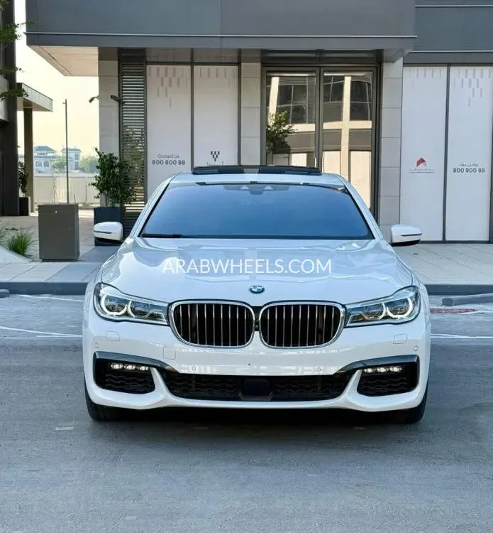 بي إم دبليو الفئة السابعة 2019 for Sale in عجمان Image-3