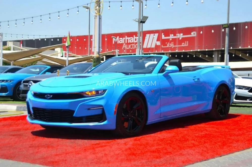 Chevrolet Camaro 2023 for Sale in Sharjah Image-5