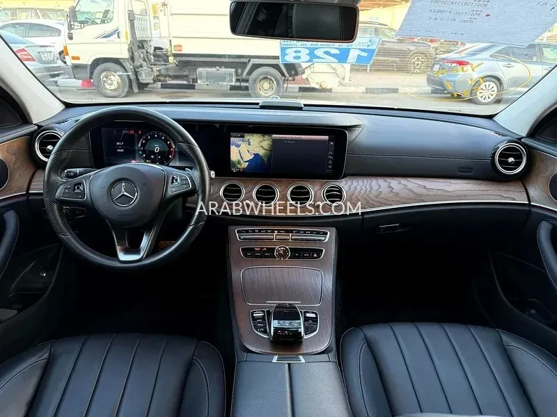 Mercedes Benz E Class 2018 for Sale in Dubai Image-16