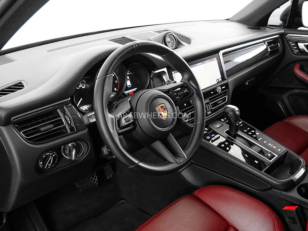 بورشه ماكان 2024 for Sale in دبي Image-7