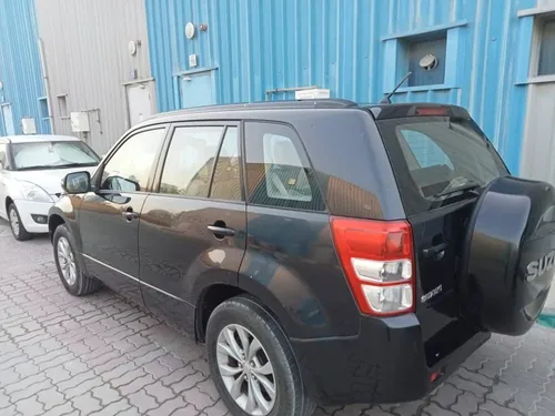 Suzuki Grand Vitara 2.4L DLX 2015