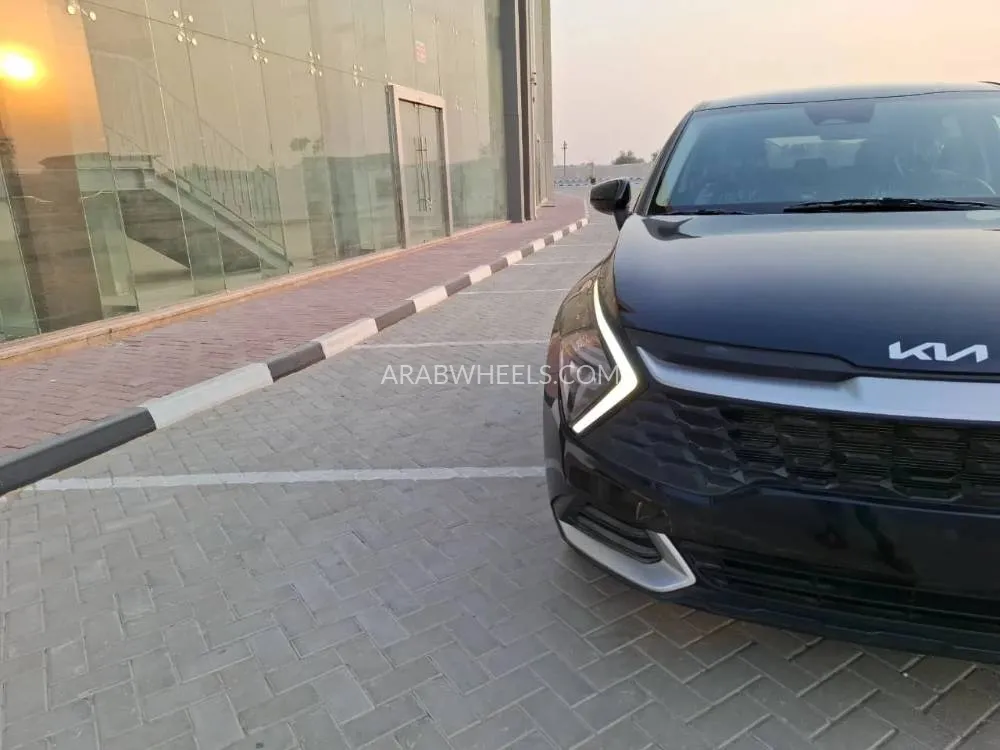 Kia Sportage 2023 for Sale in Ajman Image-3