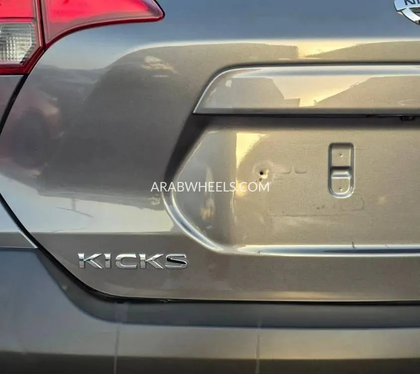 Nissan Kicks 2020 for Sale in Sharjah Image-12