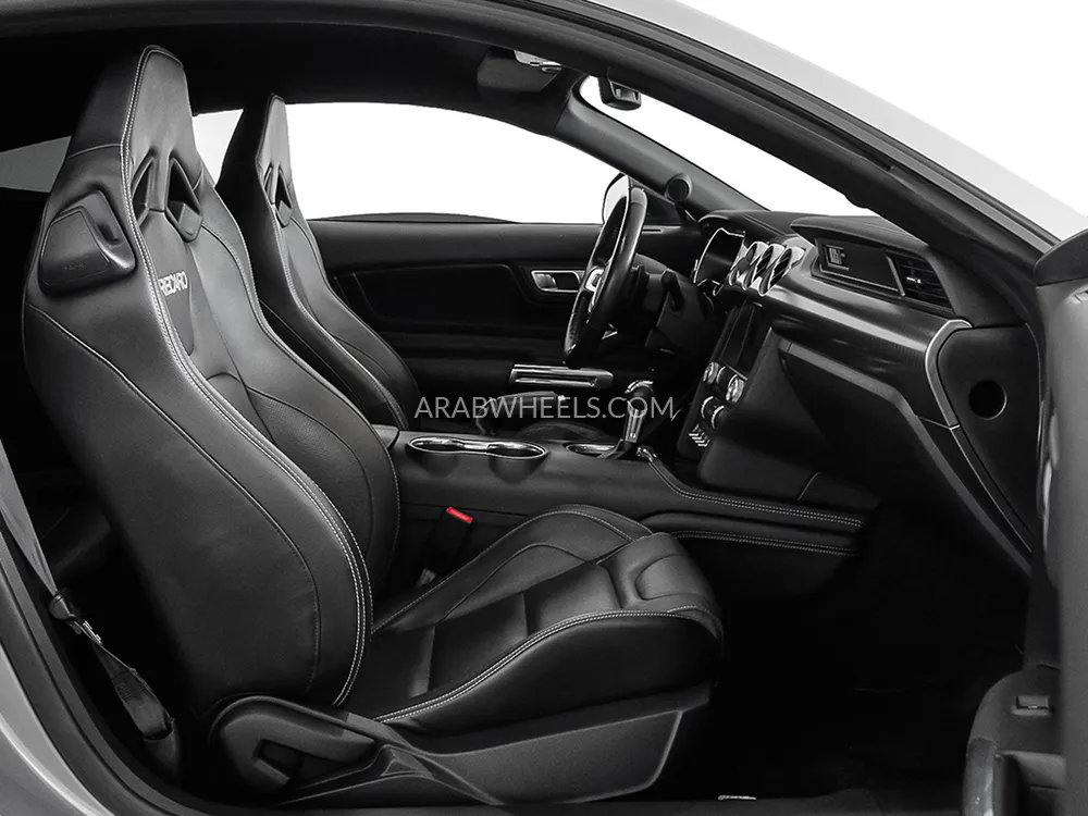Ford Mustang 2021 for Sale in Dubai Image-8