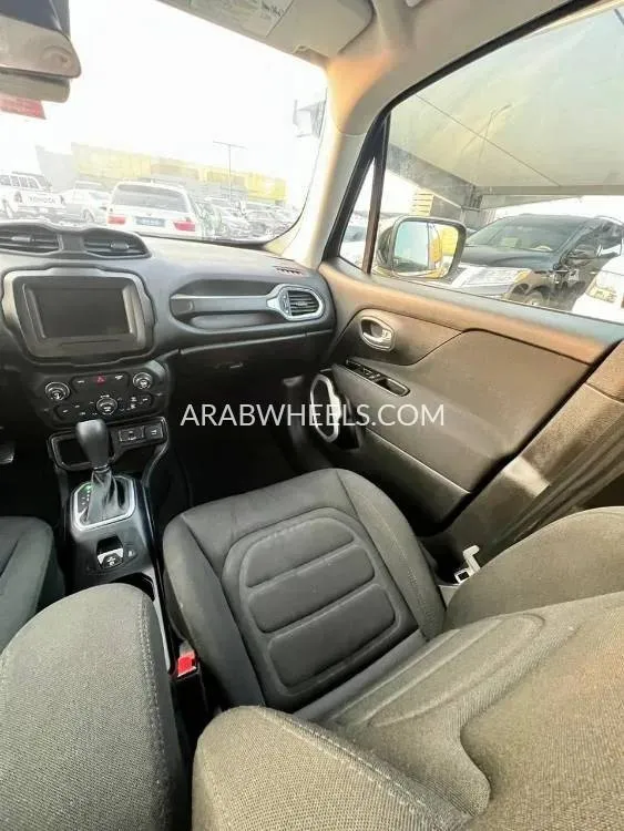 Jeep Renegade 2020 for Sale in Sharjah Image-8