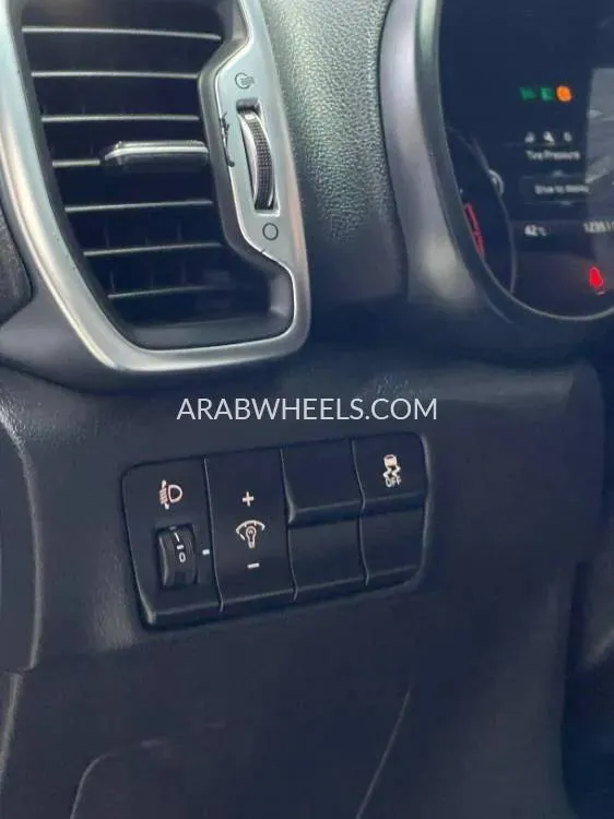 Kia Sportage 2017 for Sale in Ajman Image-8