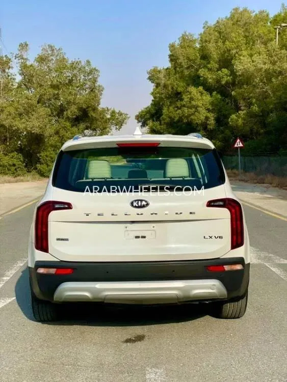 Kia Telluride 2020 for Sale in Sharjah Image-10