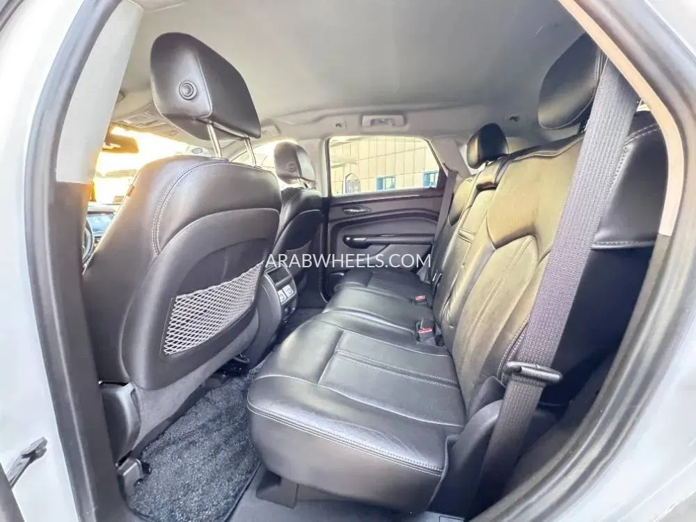 Cadillac SRX 2013 for Sale in Dubai Image-13