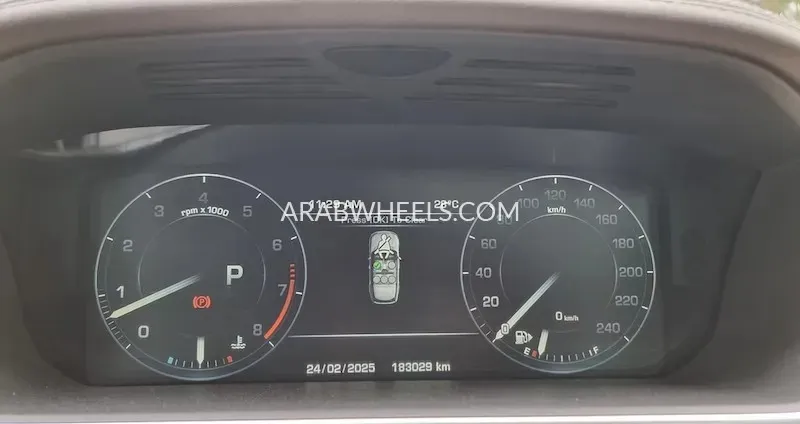 Land Rover Range Rover 2014 for Sale in Dubai Image-10