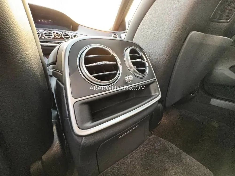 Mercedes Benz S Class 2018 for Sale in Dubai Image-16