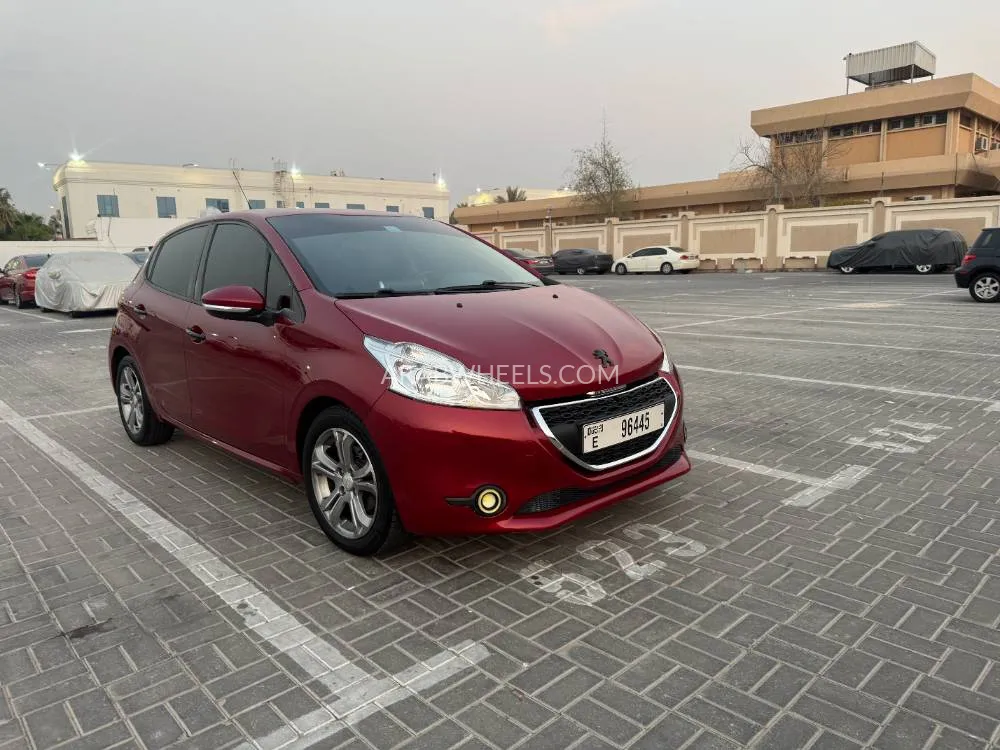 بيجو 208 2013 for Sale in دبي Image-13