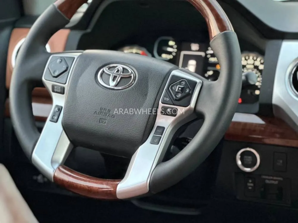 Toyota Tundra 2021 for Sale in Sharjah Image-7