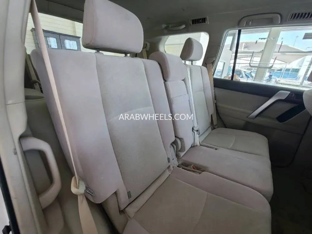 Toyota Land Cruiser Prado 2020 for Sale in Sharjah Image-7