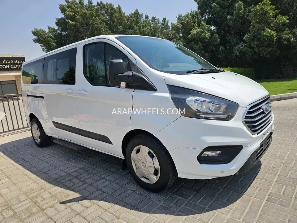 Ford Transit 2019 for Sale in Sharjah Image-4