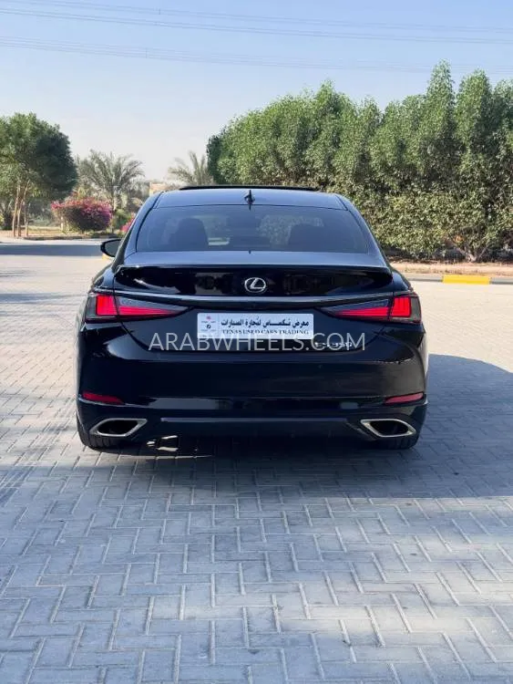 Lexus ES 2022 for Sale in Ras Al Khaimah Image-9