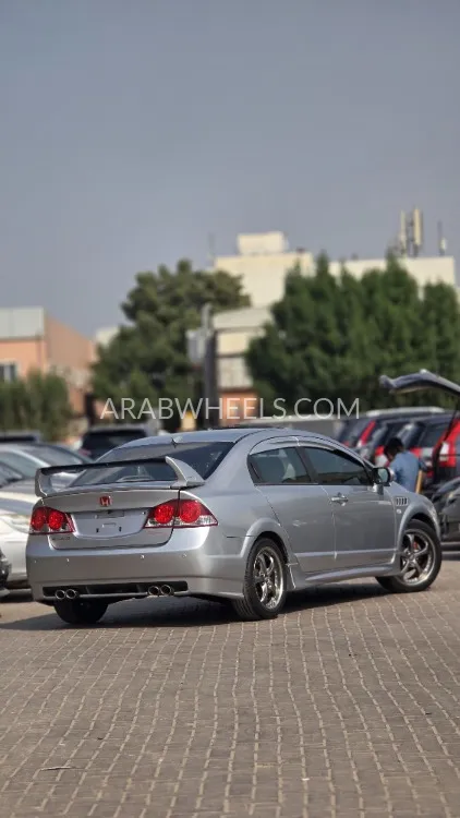 Honda Civic 2006 for Sale in Sharjah Image-4