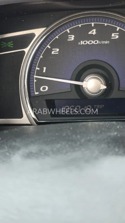 Honda Civic 2006 for Sale in Sharjah Image-8