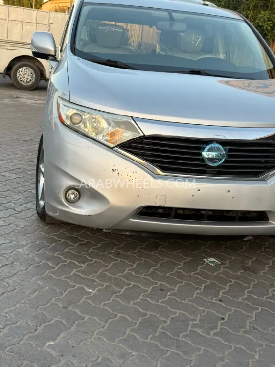 Nissan Quest 2012 for Sale in Sharjah Image-7