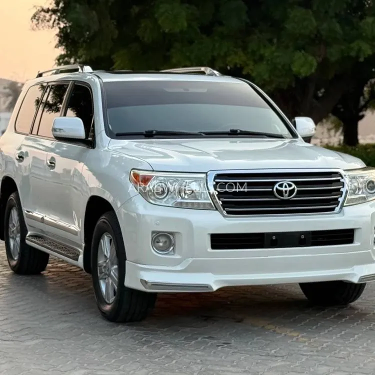 Toyota Land Cruiser 2015 for Sale in Sharjah Image-11
