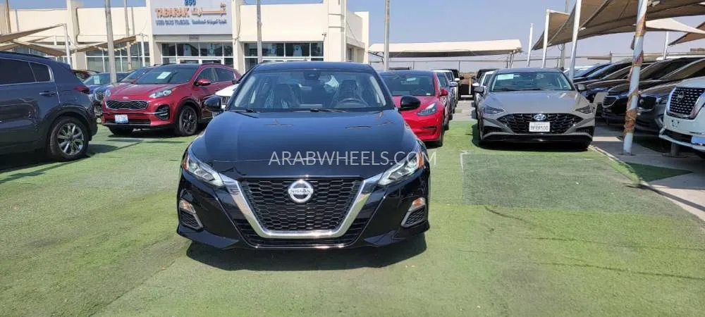 Nissan Altima 2021 for Sale in Dubai Image-16