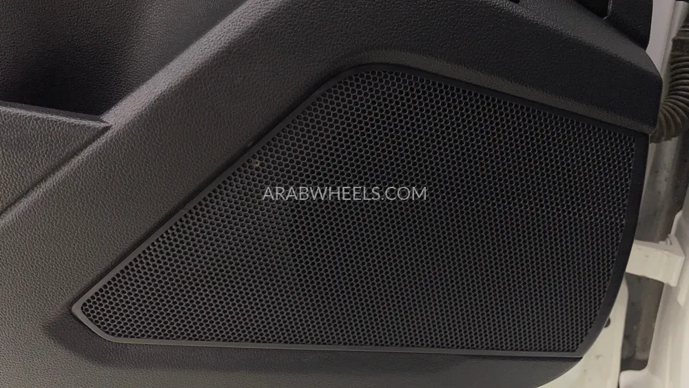 Volkswagen T Roc 2023 for Sale in Dubai Image-23