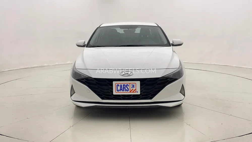 Hyundai Elantra 2023 for Sale in Dubai Image-8