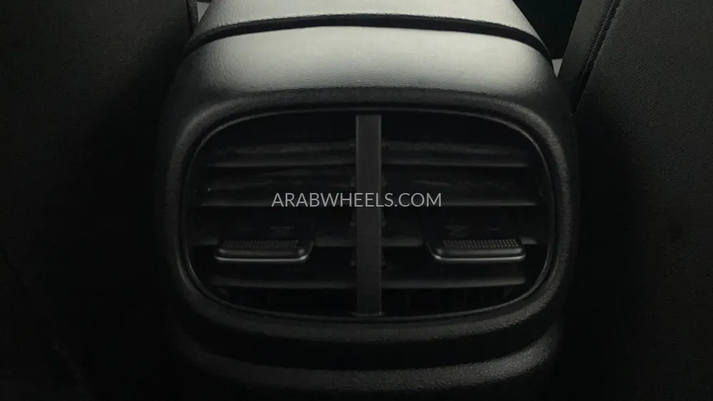 Hyundai Elantra 2023 for Sale in Dubai Image-23