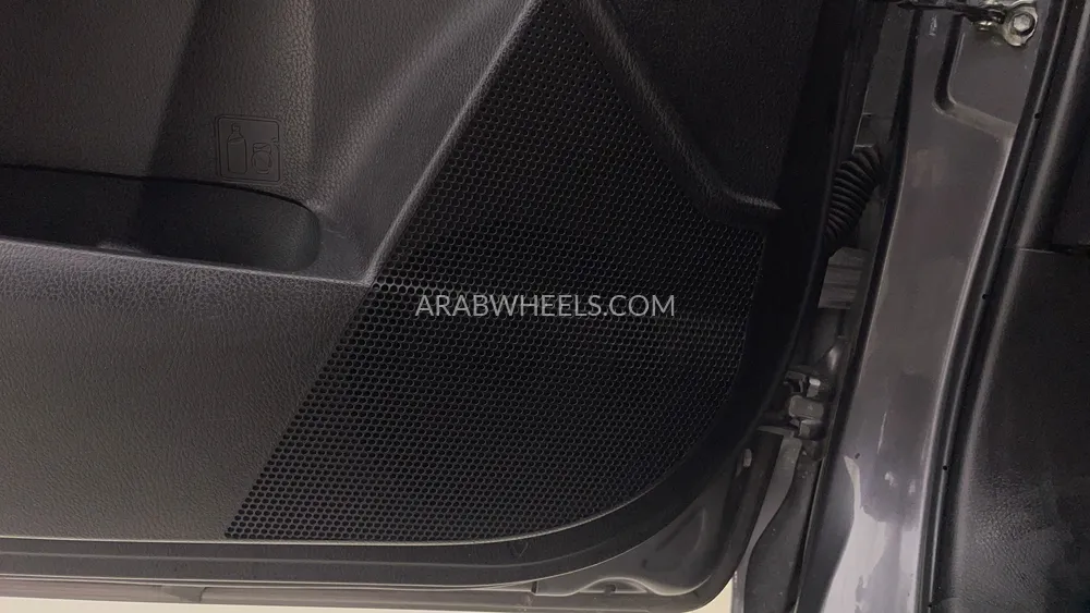 تويوتا كورولا 2019 for Sale in دبي Image-20