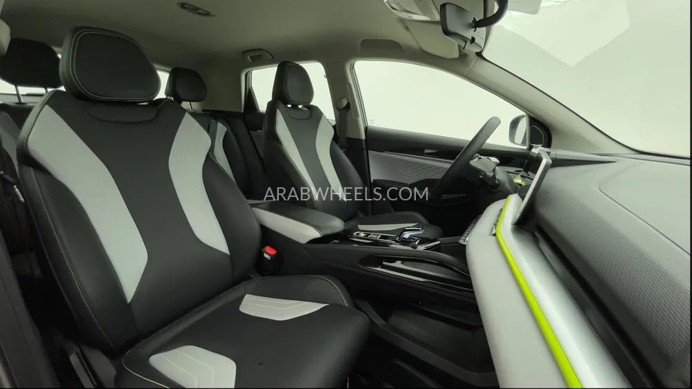 Geely Coolray 2025 for Sale in Dubai Image-25
