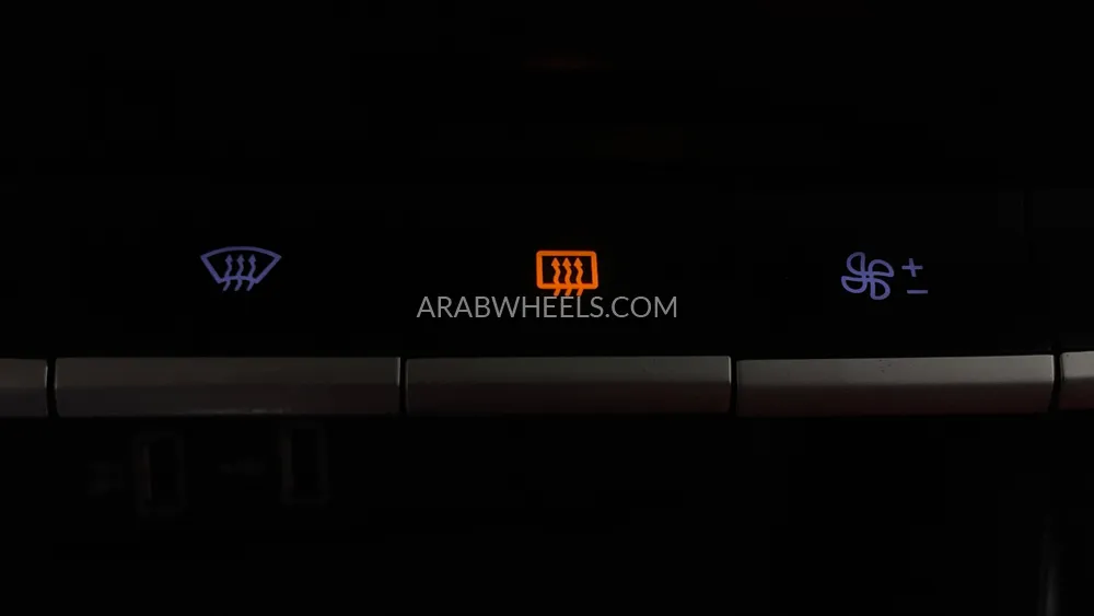 MG ZS 2023 for Sale in Dubai Image-45