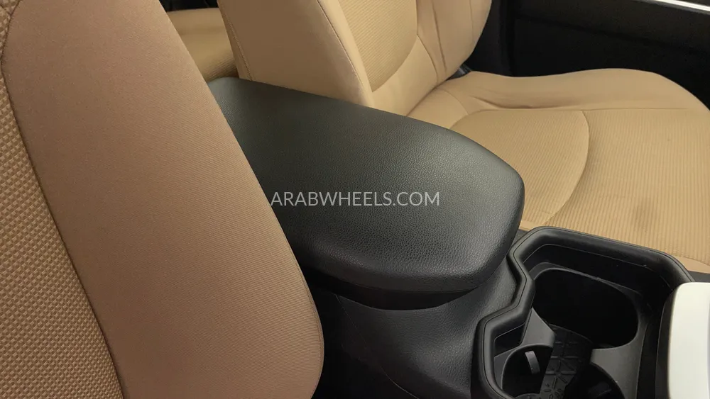 Toyota Rav4 2021 for Sale in Dubai Image-33