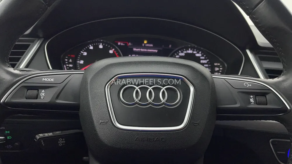 Audi Q5 2019 for Sale in Dubai Image-43