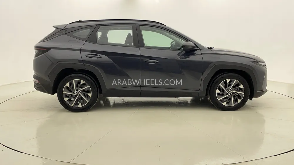 Hyundai Tucson 2024 for Sale in Dubai Image-2