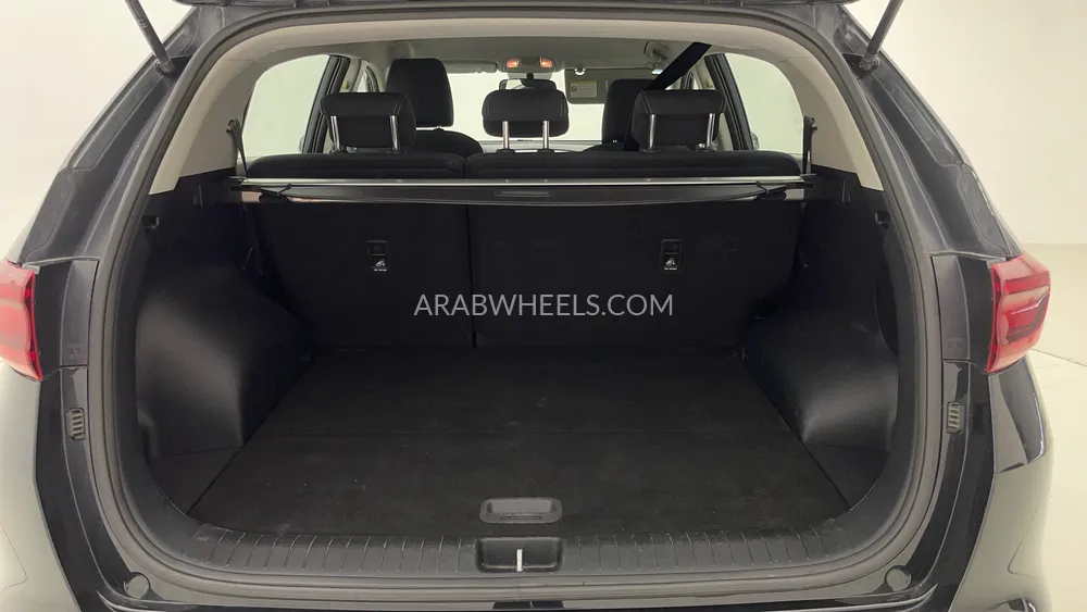 Kia Sportage 2021 for Sale in Dubai Image-24