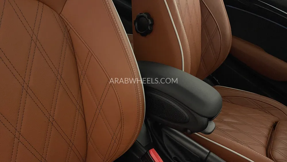 Mini Cooper 2023 for Sale in Dubai Image-39