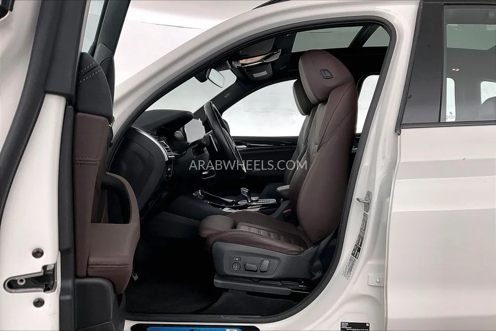 BMW X3 2024 for Sale in Dubai Image-25