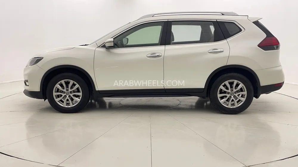 Nissan X-Trail 2021 for Sale in Dubai Image-6