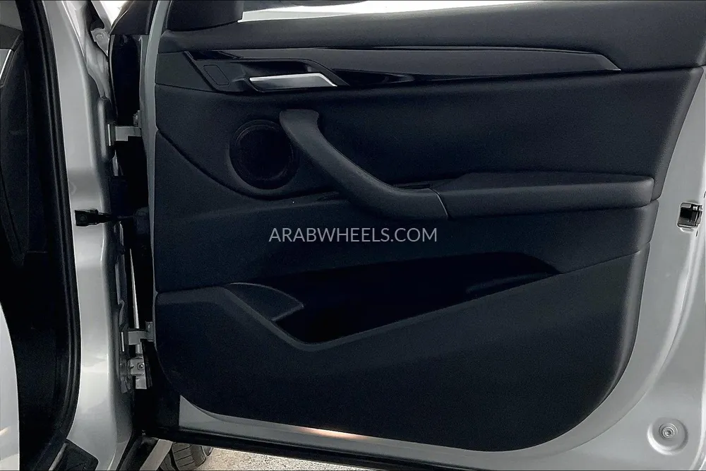 BMW X1 2017 for Sale in Sharjah Image-26