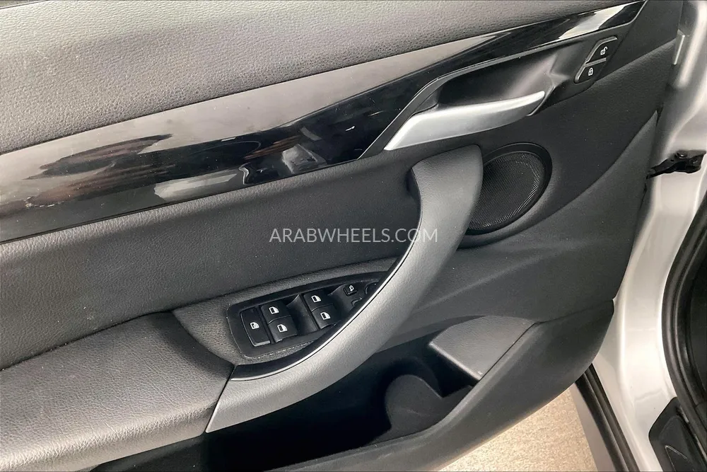 BMW X1 2017 for Sale in Sharjah Image-41