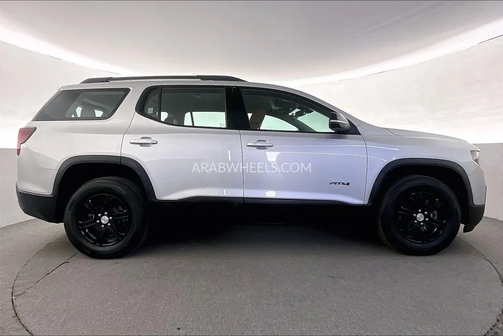 جي إم سي اكاديا 2020 for Sale in الشارقة Image-8