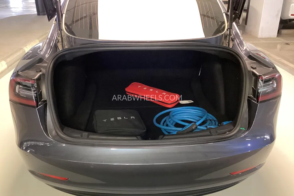 Tesla Model 3 2020 for Sale in Sharjah Image-13