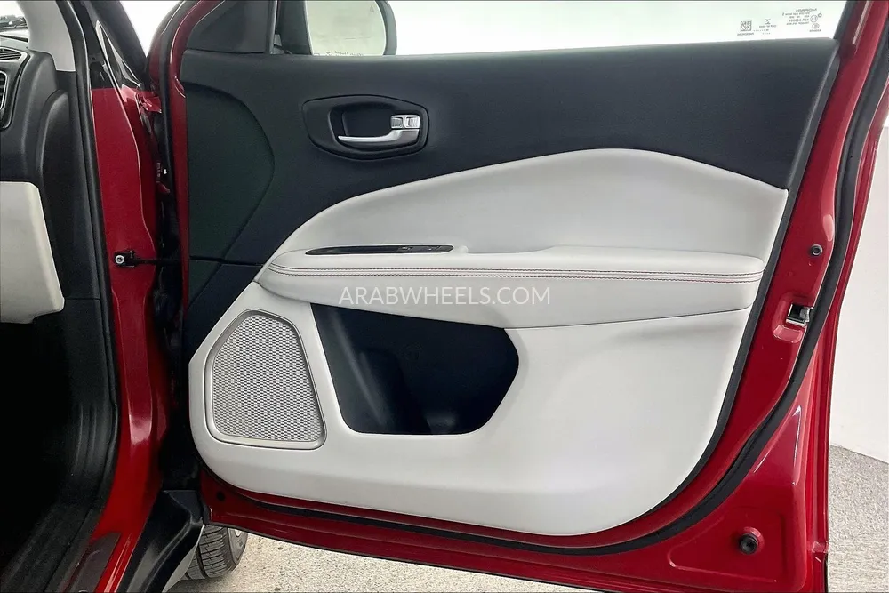 Jeep Compass 2019 for Sale in Sharjah Image-26