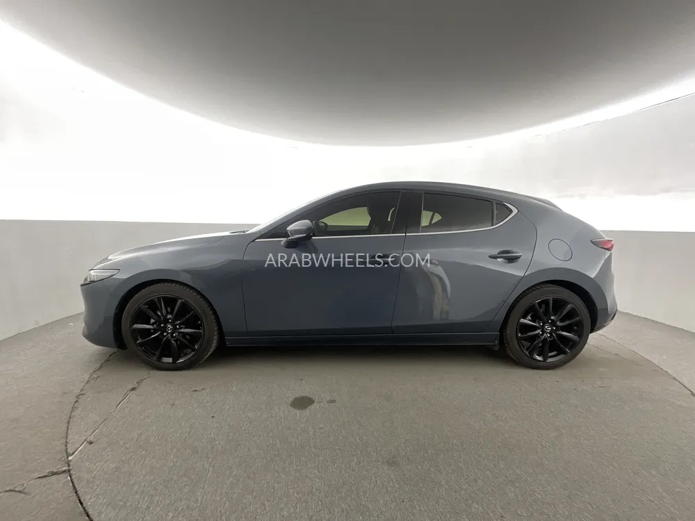 Mazda 3 2023 for Sale in Sharjah Image-6