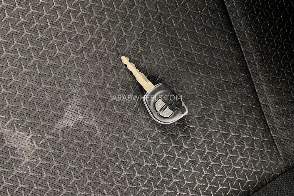 Suzuki Swift 2023 for Sale in Sharjah Image-18