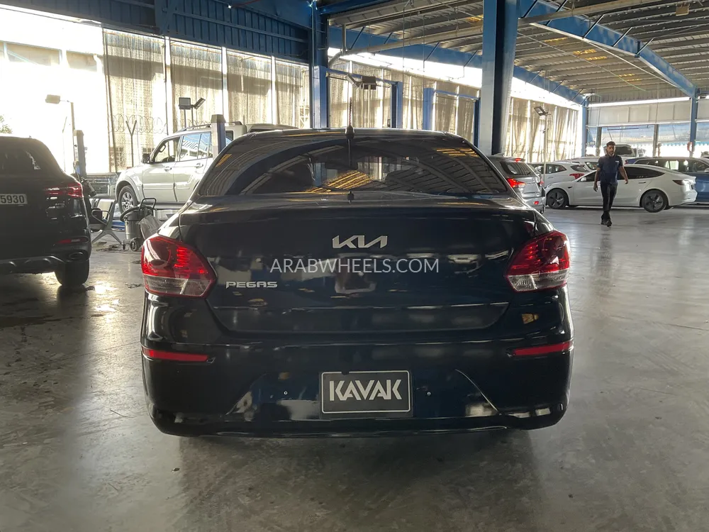 Kia Pegas 2023 for Sale in Sharjah Image-5